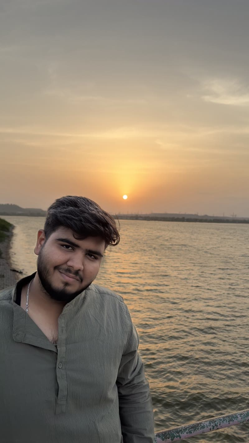 Portrait of Neel Sapariya